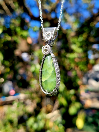 Serpentine Wire Wrapped Pendant