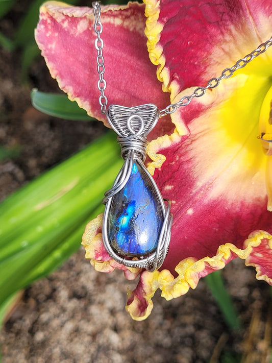 Labradorite Wire Wrapped Pendant