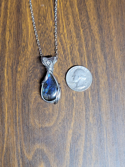 Labradorite Wire Wrapped Pendant