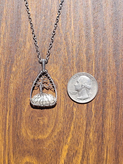Reversible DT Quartz Pendant