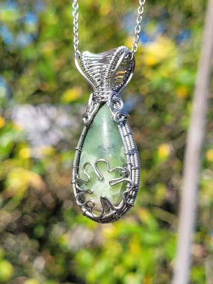 Serpentine Wire Wrapped Pendant