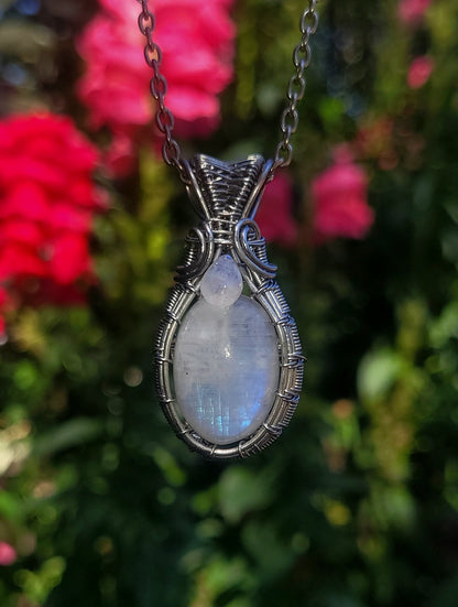 Moonstone +Moonstone Wire Wrapped Pendant