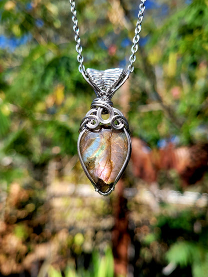 Rainbow Flash Labradorite Pendant