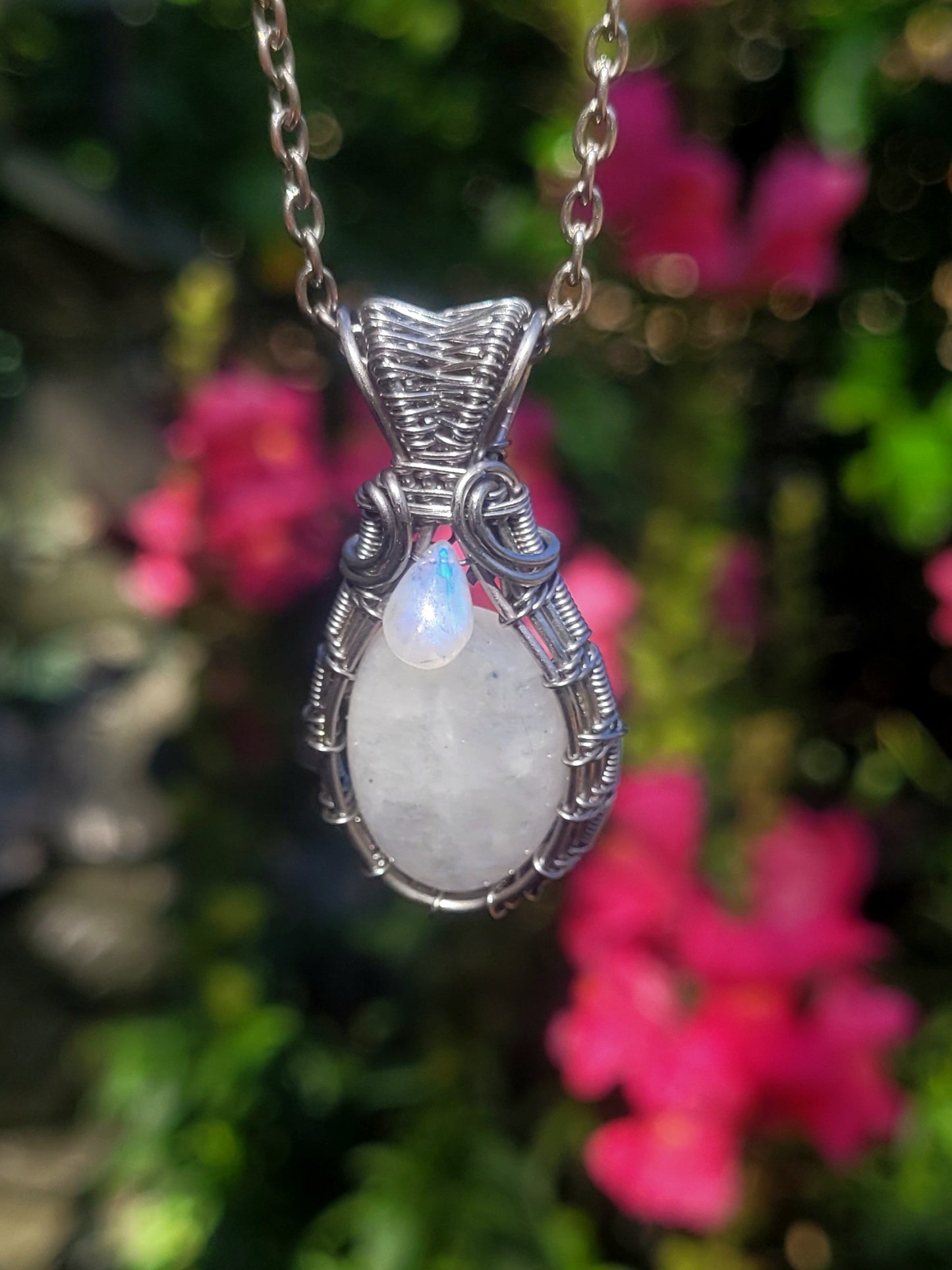 Moonstone +Moonstone Wire Wrapped Pendant
